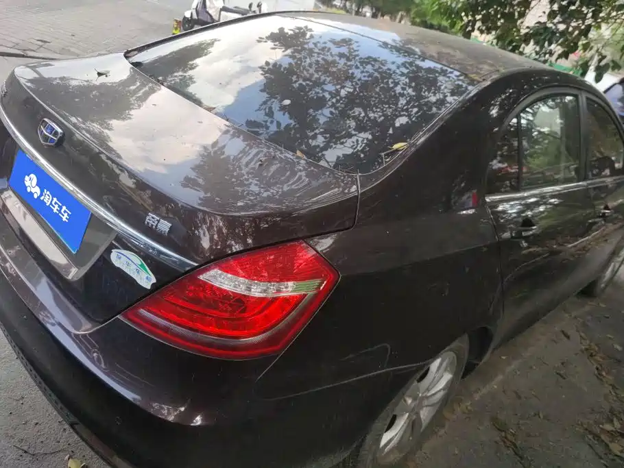 Geely Emgrand — миниатюра 3