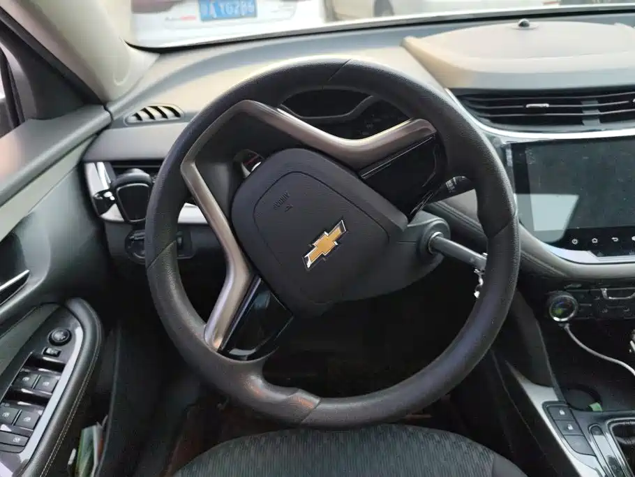 Chevrolet Malibu — миниатюра 15