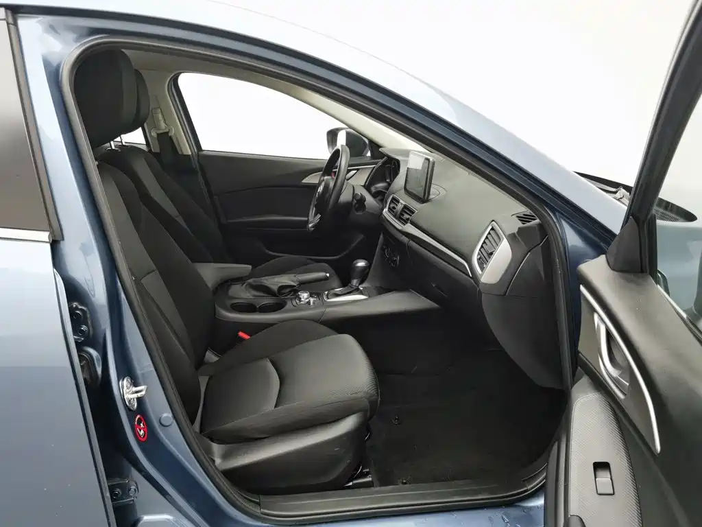 Mazda 3 Axela — миниатюра 23