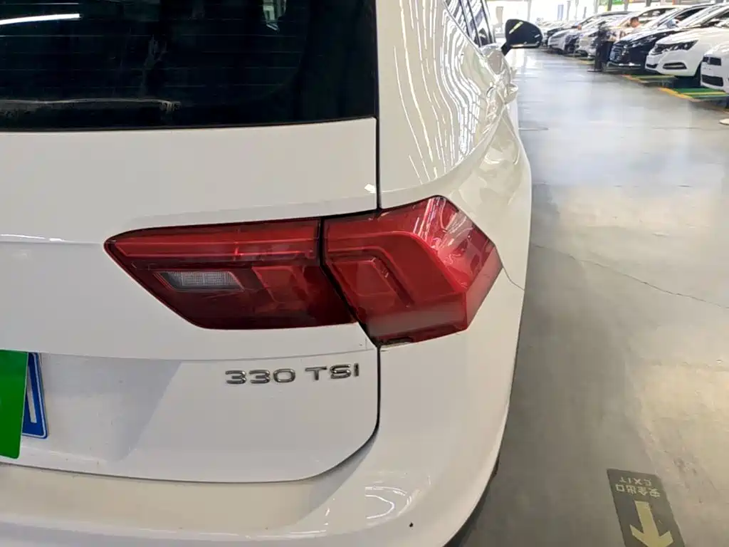 Volkswagen Tiguan L — миниатюра 8