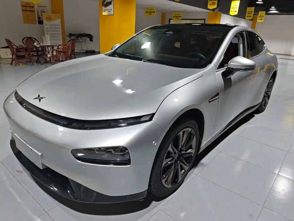 XPeng P7 — миниатюра 2