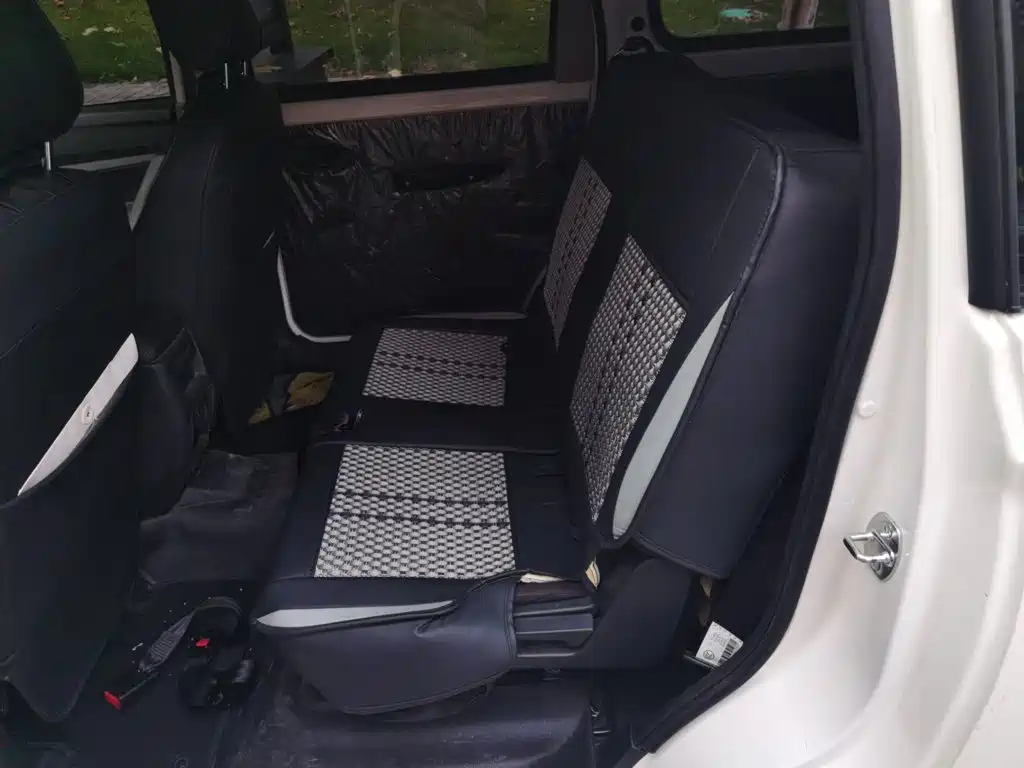 Wuling Hongguang — миниатюра 13