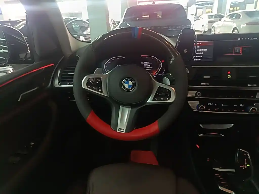 BMW X3 — миниатюра 11