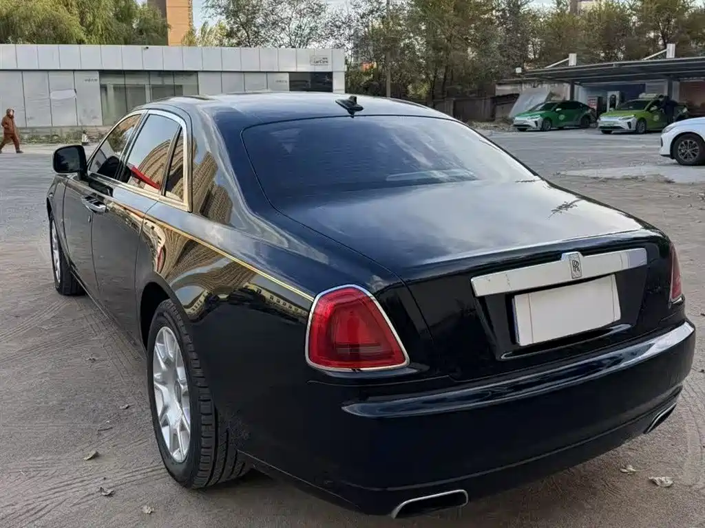 Rolls-Royce Ghost 2010 6.6T Standard