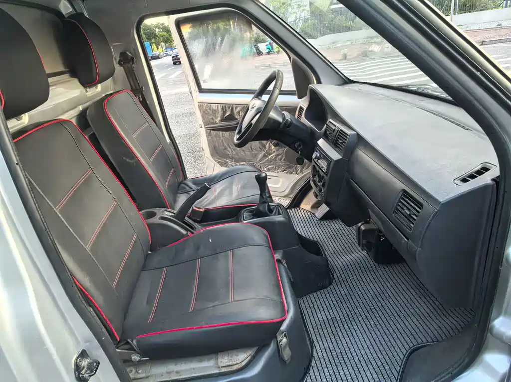 Wuling Rongguang Mini Truck — миниатюра 7