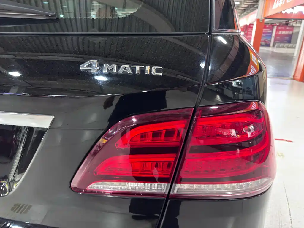 Mercedes-Benz GLE (Import) — миниатюра 22