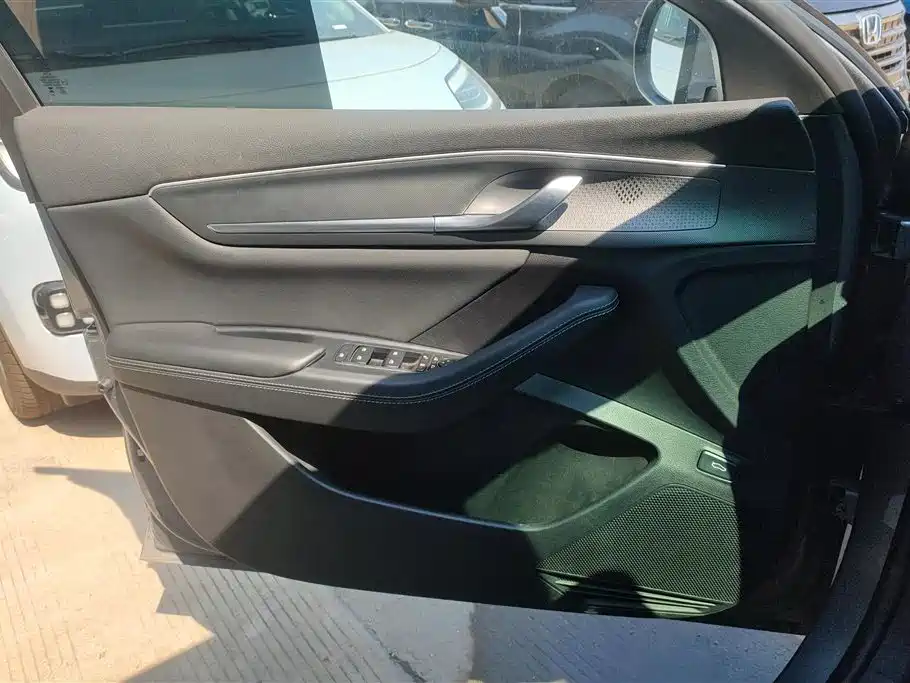 BYD Destroyer 05 2024 DM-i 55KM Luxury