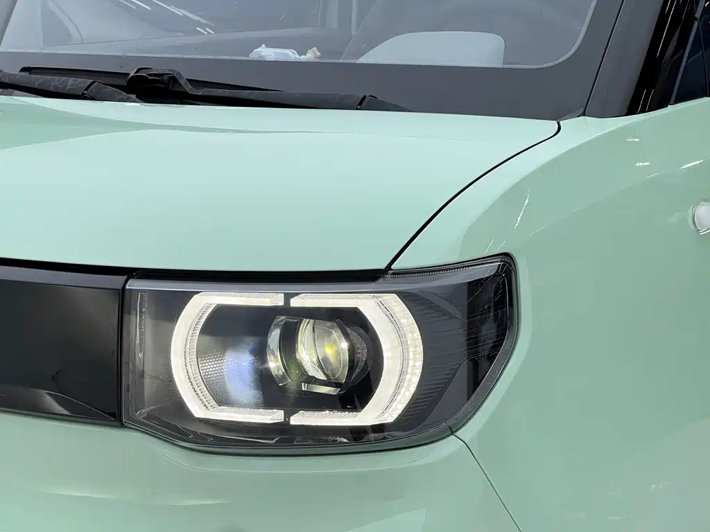 Wuling MINIEV — миниатюра 16