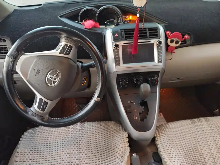 Toyota Verso — миниатюра 12