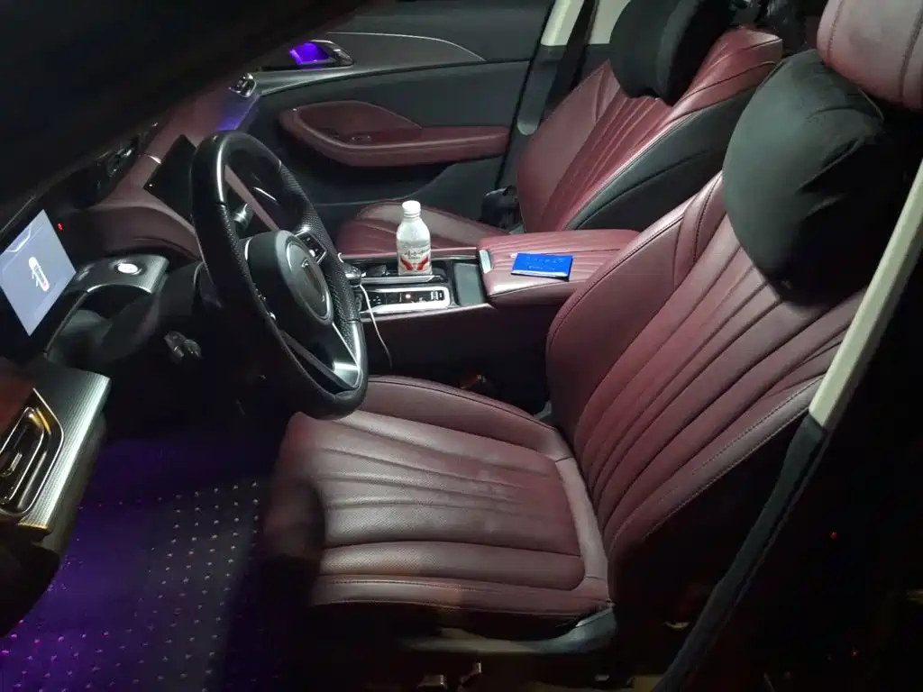 Hongqi Hongqi H5 — миниатюра 8