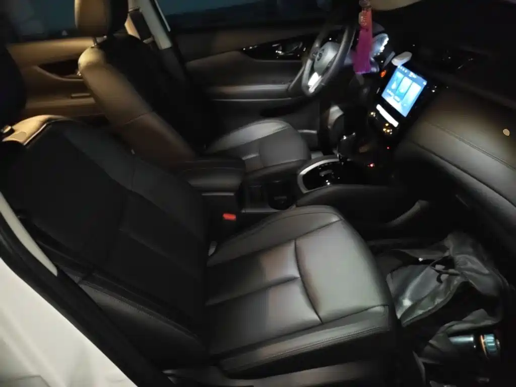 Nissan X-Trail — миниатюра 25