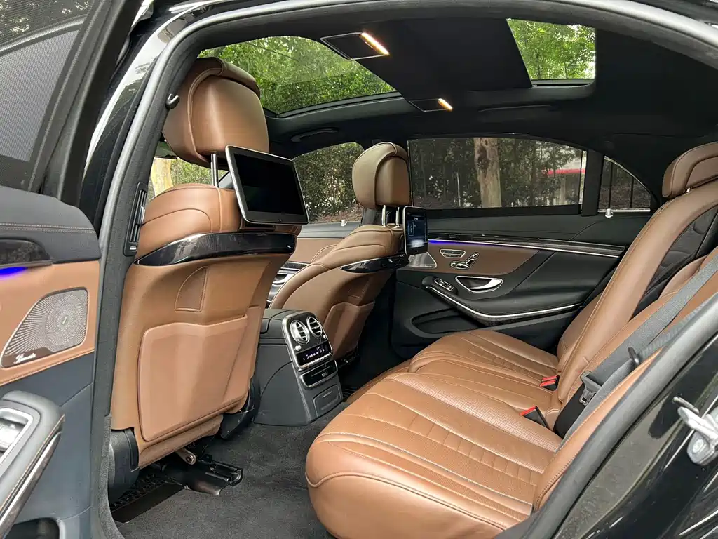 Mercedes-Benz S-Class — миниатюра 7