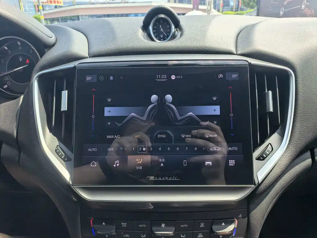 Maserati Ghibli — миниатюра 14