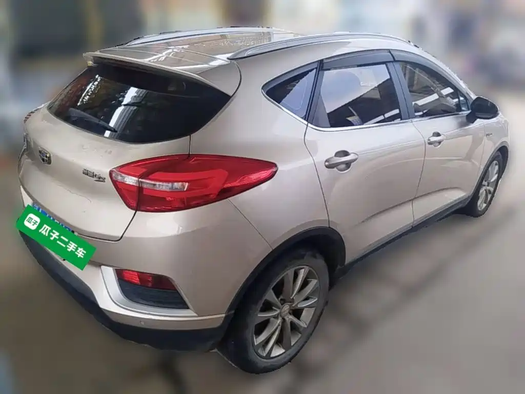 Geely Emgrand GS — миниатюра 10
