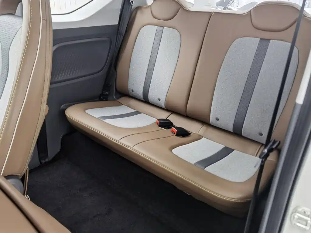 Wuling MINIEV — миниатюра 15