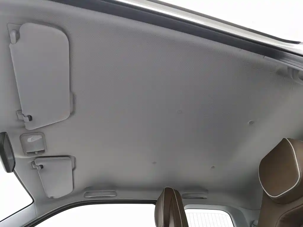 Wuling MINIEV — миниатюра 14