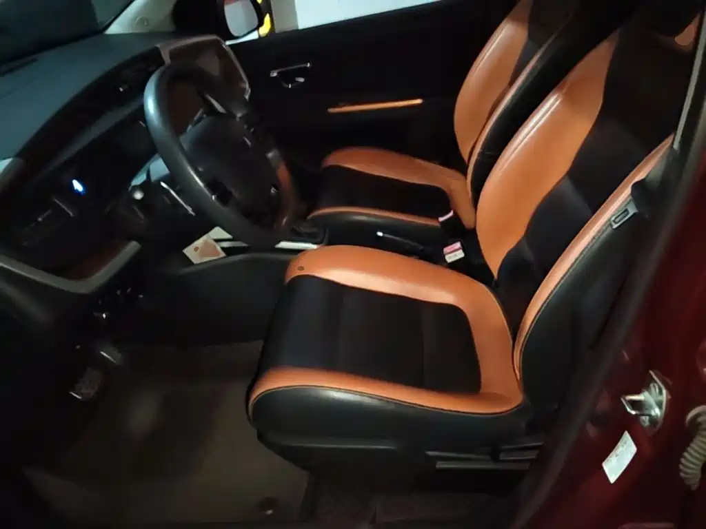 Geely Vision X1 — миниатюра 8