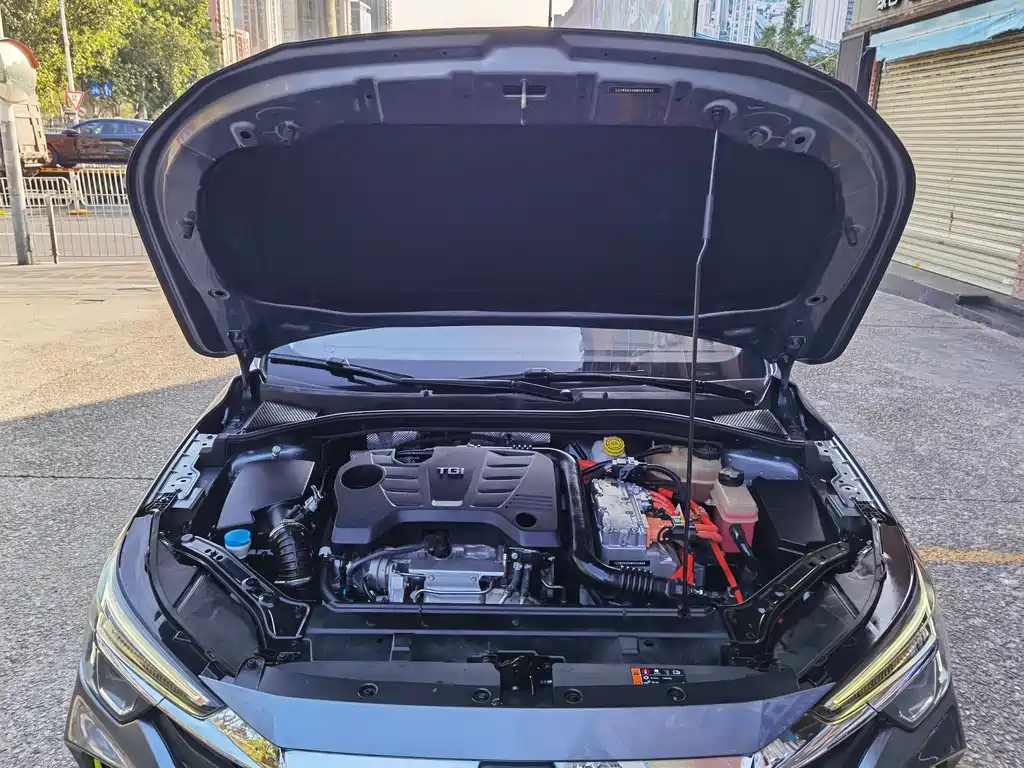 ROEWE I6 MAX NEW ENERGY