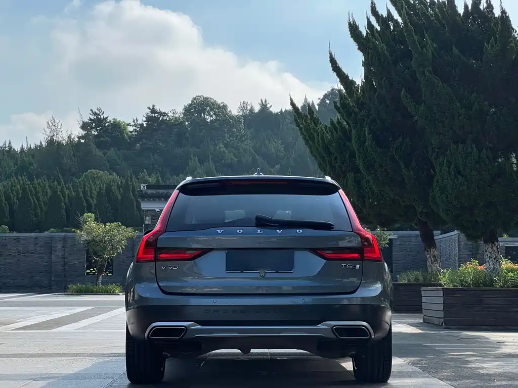 Volvo V90 — миниатюра 18