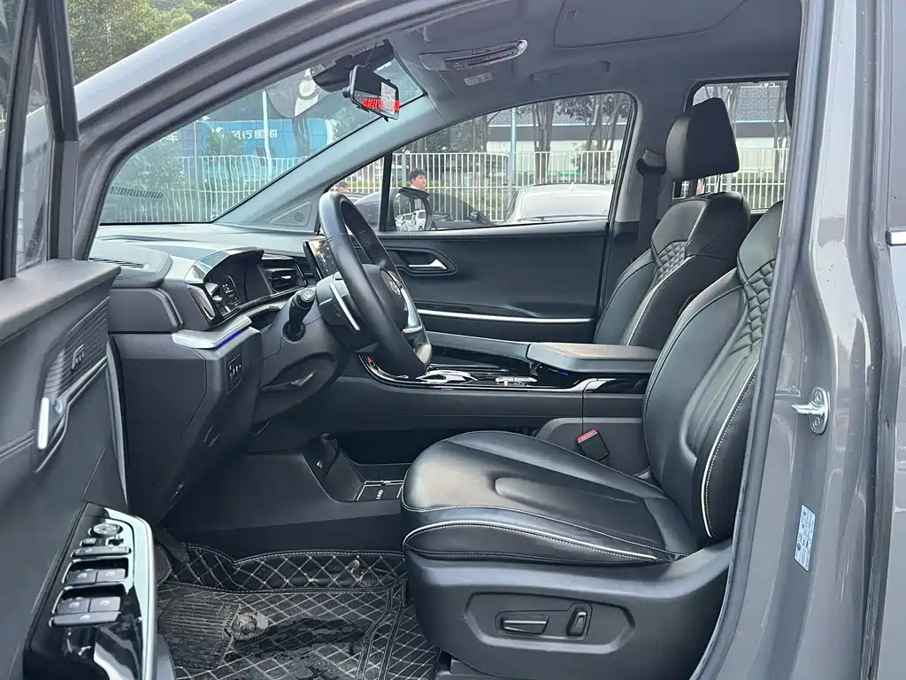 Hyundai Custo — миниатюра 16