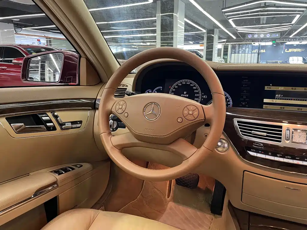 Mercedes-Benz S-Class — миниатюра 13