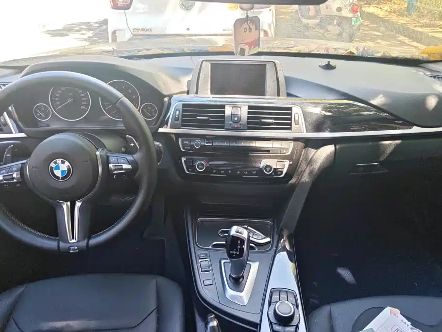 BMW 3 Series — миниатюра 13