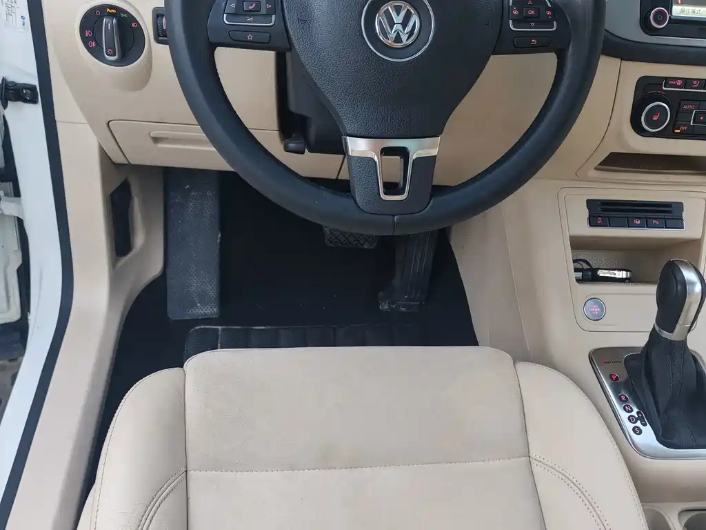 Volkswagen Tiguan — миниатюра 11