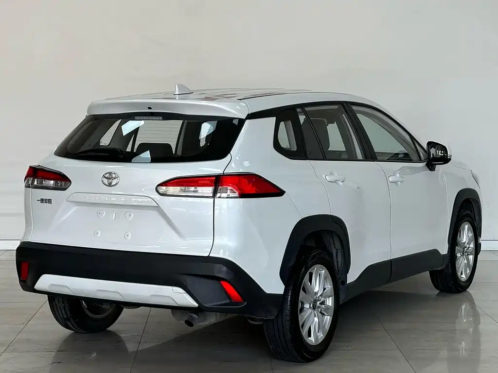 Toyota Corolla Cross — миниатюра 6