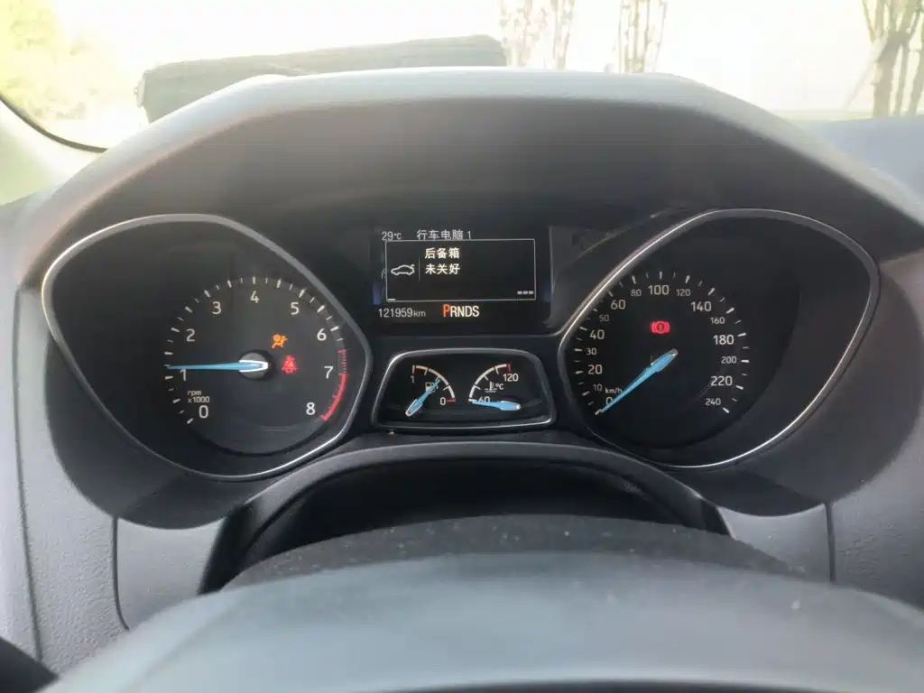 Ford Focus — миниатюра 12