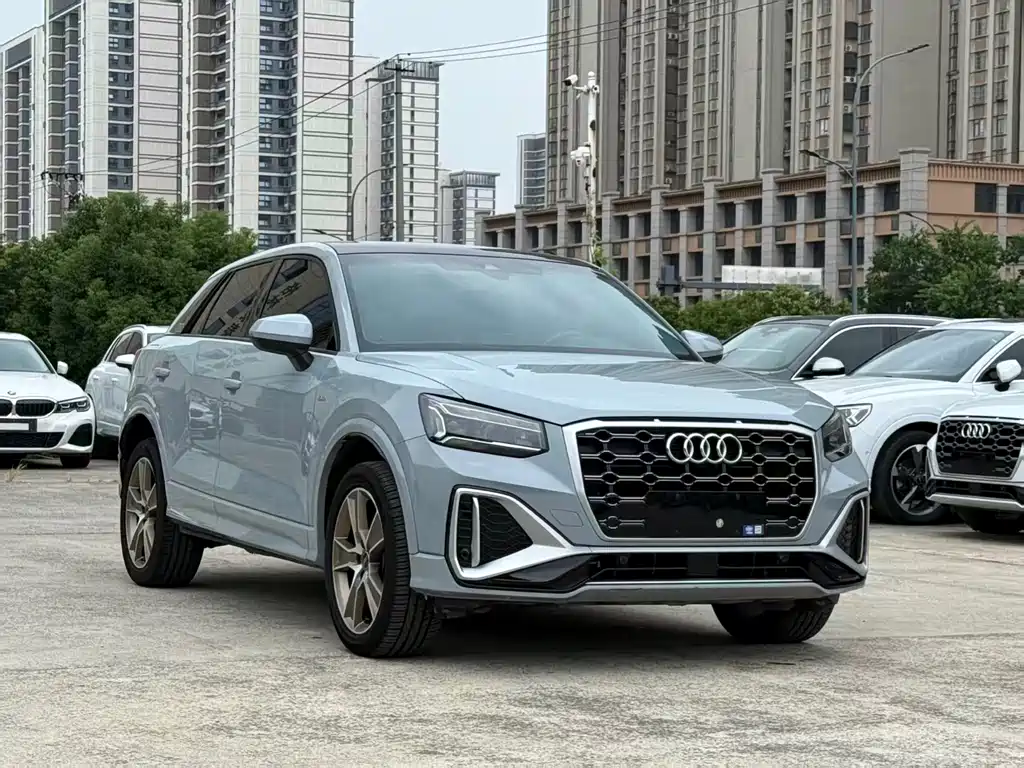 Audi Q2L — миниатюра 3