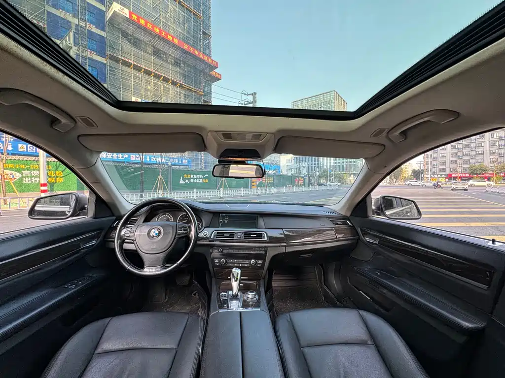 BMW 7 Series 7 2011 740Li