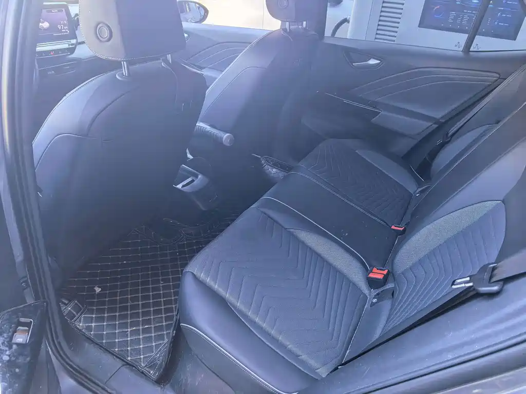Volkswagen ID.3 — миниатюра 4