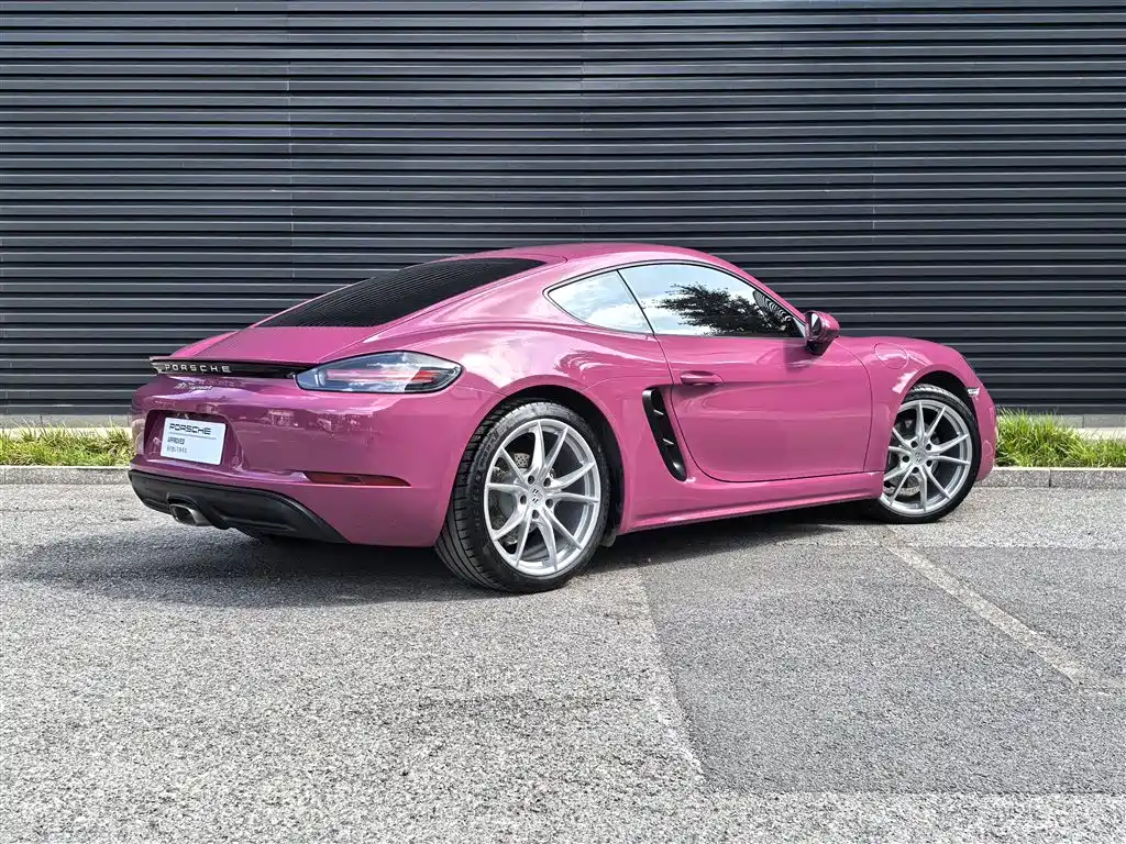 Porsche 718 2022 Cayman 2.0T
