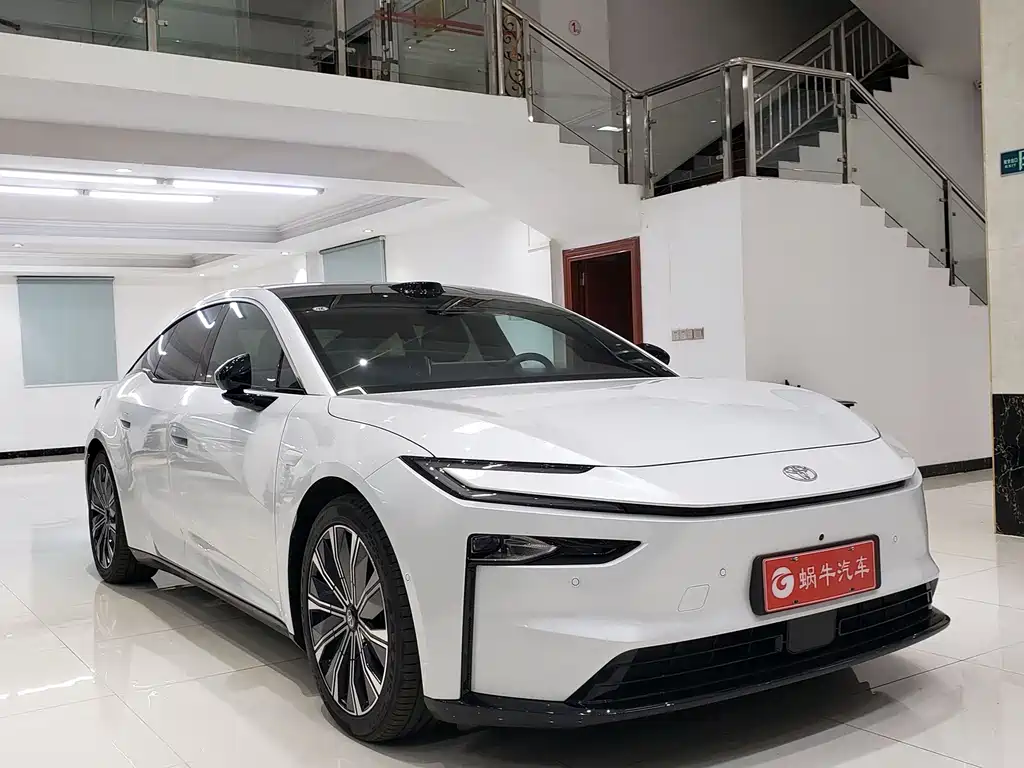 Toyota bZ7 — миниатюра 3