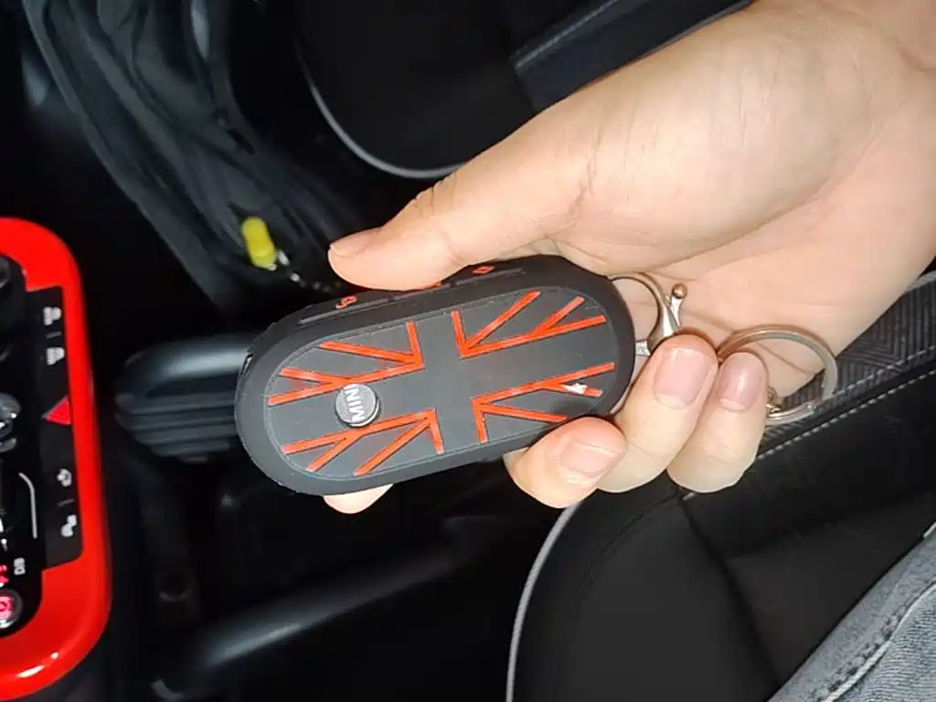 MINI MINI COOPER EV — миниатюра 9