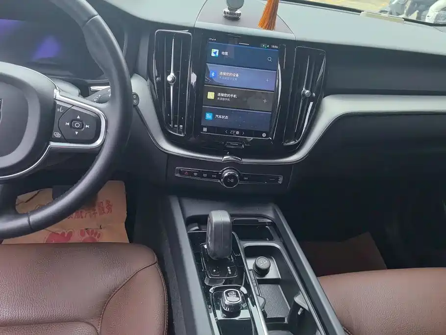 Volvo XC60 — миниатюра 16