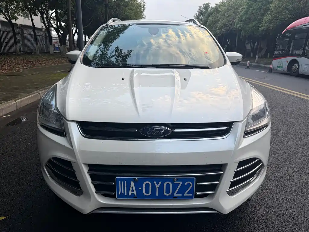 Ford Kuga — миниатюра 2