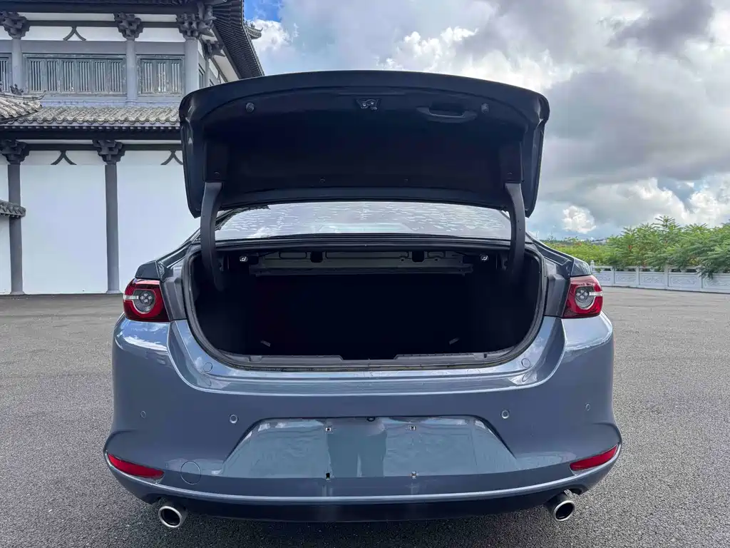 Mazda 3 Axela — миниатюра 20