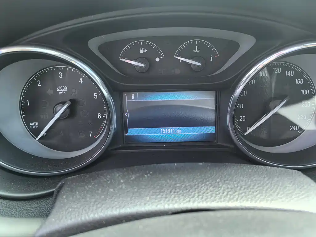 Buick Envision Plus — миниатюра 7