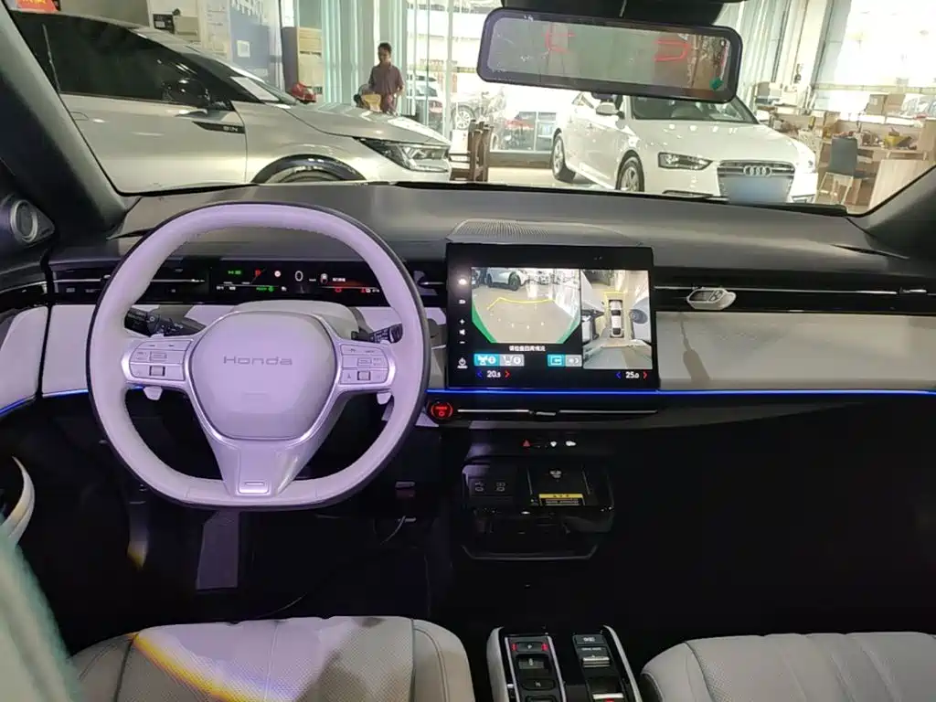 Honda e:NP2 — миниатюра 10