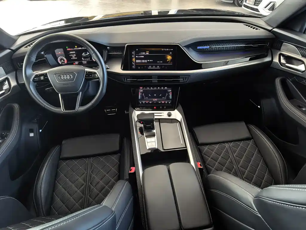 Audi Q6 — миниатюра 5