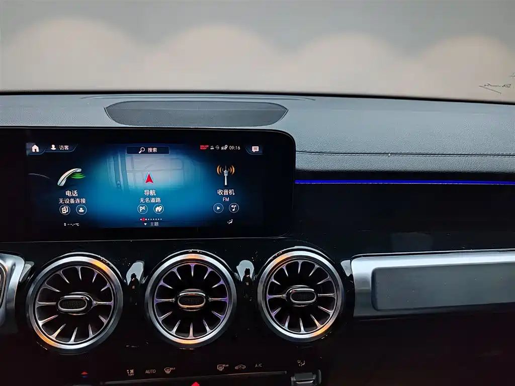 Mercedes-Benz GLB AMG — миниатюра 5