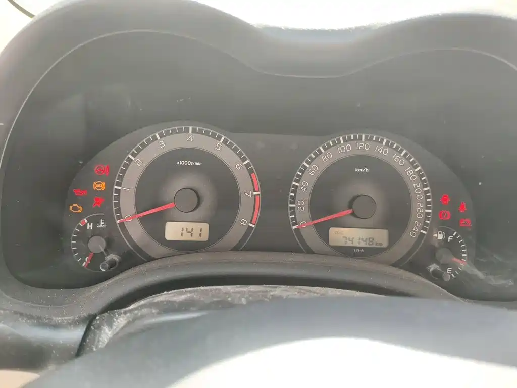 Toyota Corolla — миниатюра 12