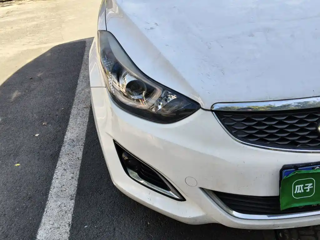 Hyundai Elantra Langdong — миниатюра 7