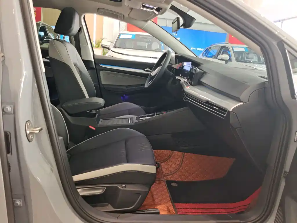 Volkswagen Golf — миниатюра 8