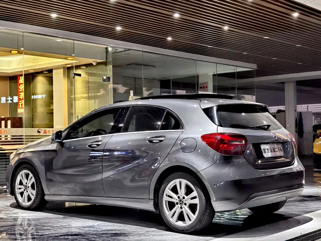 Mercedes-Benz A-Class (Import) — миниатюра 17