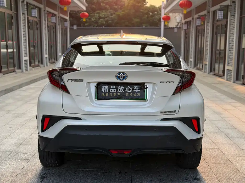 TOYOTA C HR EV