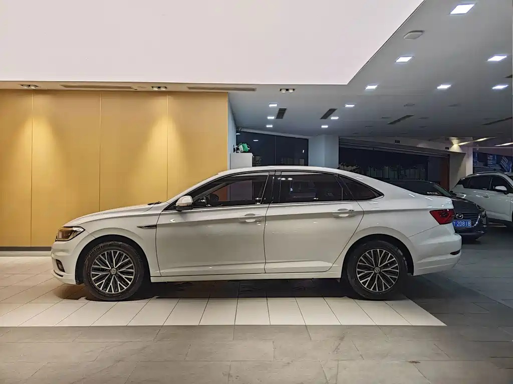 Volkswagen Sagitar — миниатюра 6