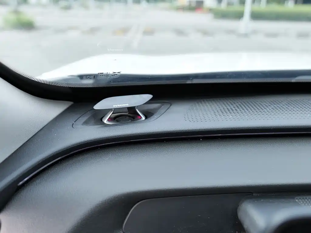 XPeng P7 — миниатюра 13