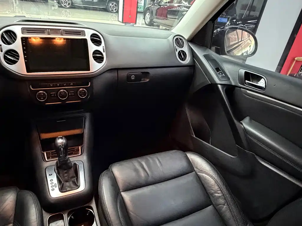 Volkswagen Tiguan — миниатюра 19